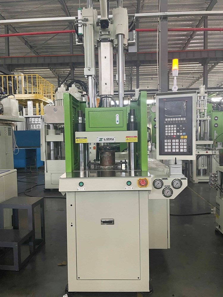 100 Ton - Standart Dikey Enjeksiyon Makinesi